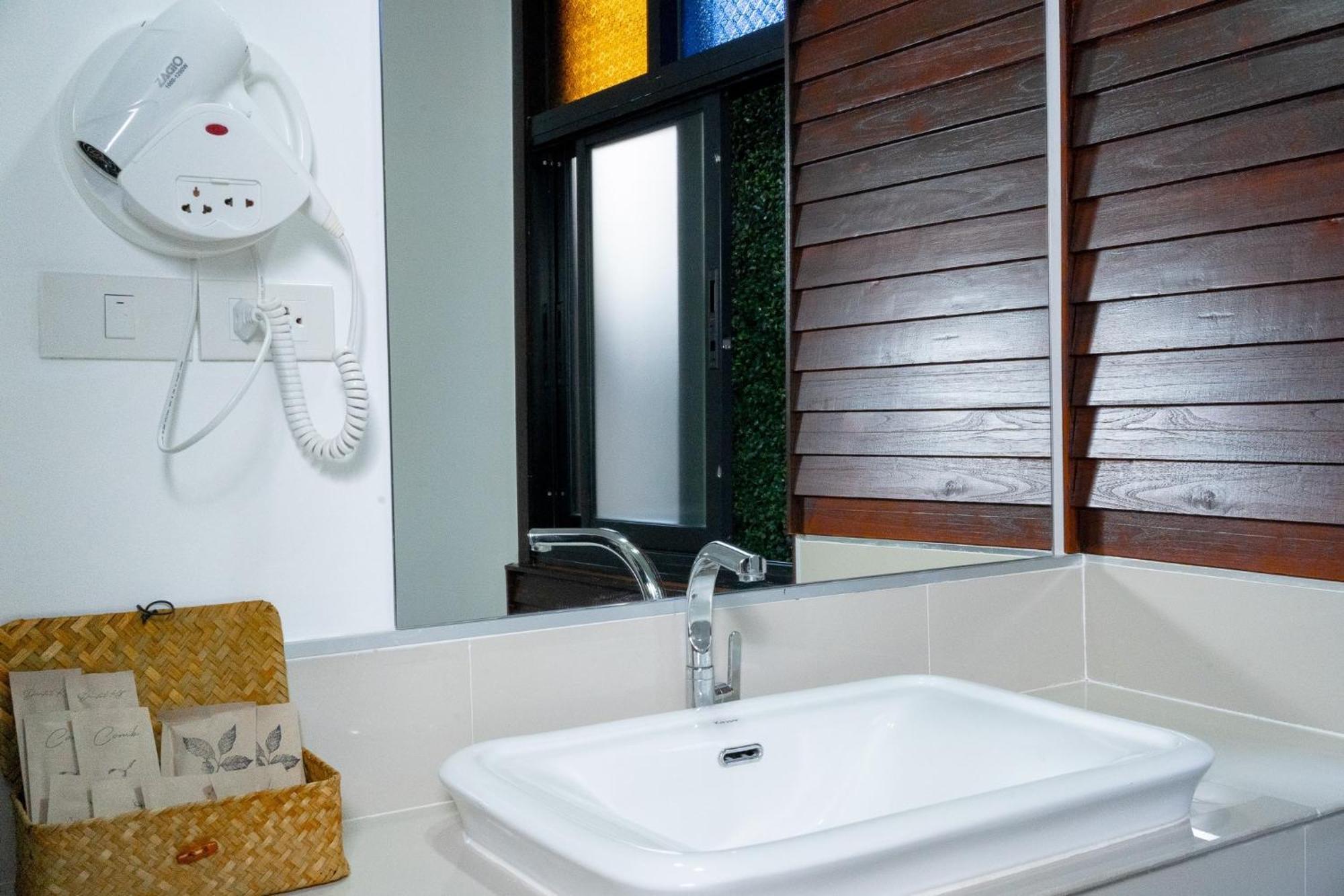 צ'יאנג מאי Singharaj Boutique Hotel מראה חיצוני תמונה
