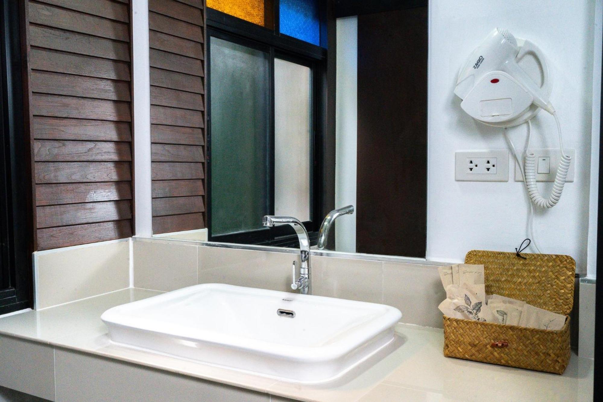 צ'יאנג מאי Singharaj Boutique Hotel מראה חיצוני תמונה